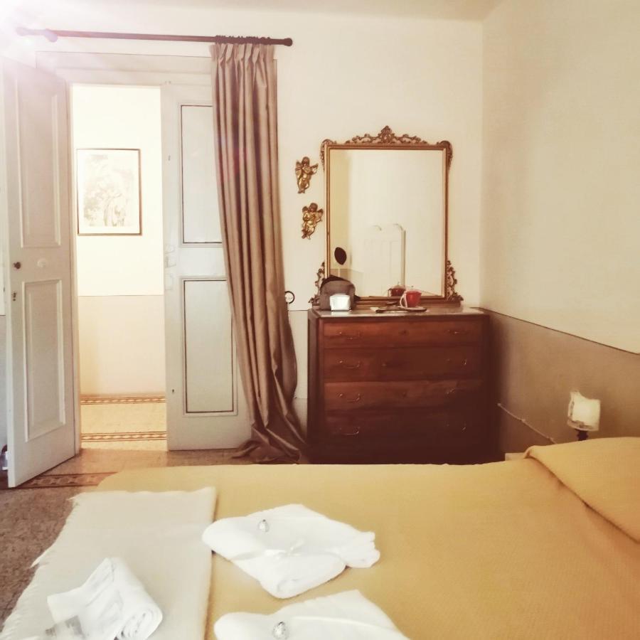 Bed And Breakfast Evelina Лукка Экстерьер фото