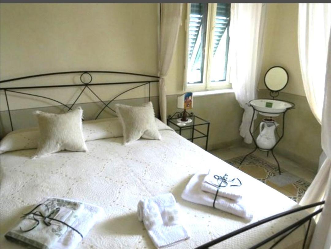 Bed And Breakfast Evelina Лукка Экстерьер фото